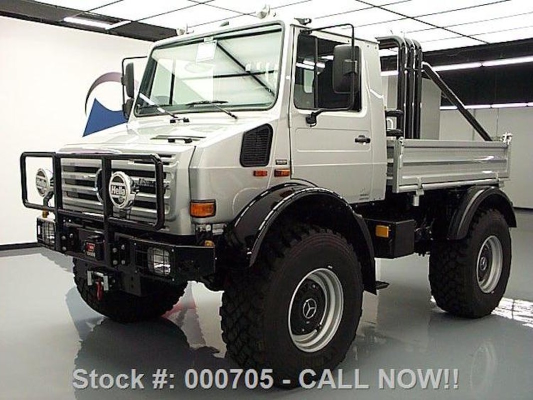 “Ke huy diet” ban xe tai khung Mercedes Unimog gia 7,8 ty-Hinh-2