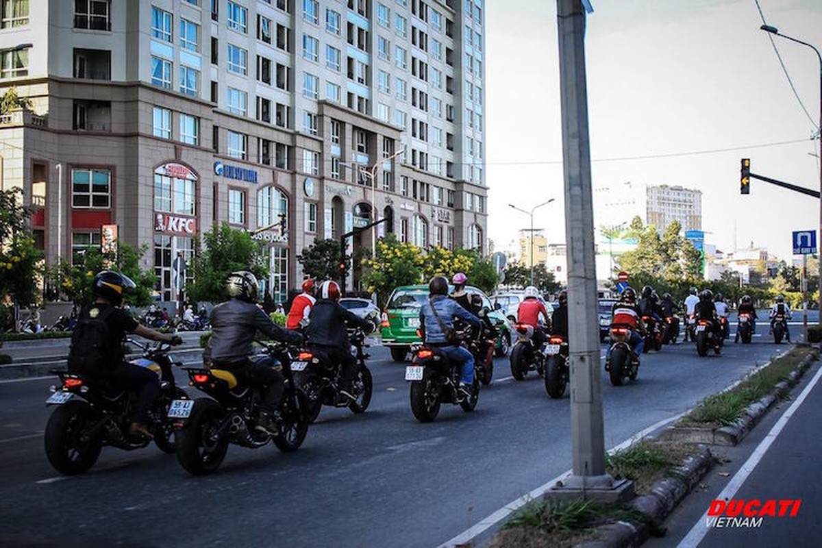 Hang tram moto phan khoi lon Ducati “dai nao” Sai Gon-Hinh-13