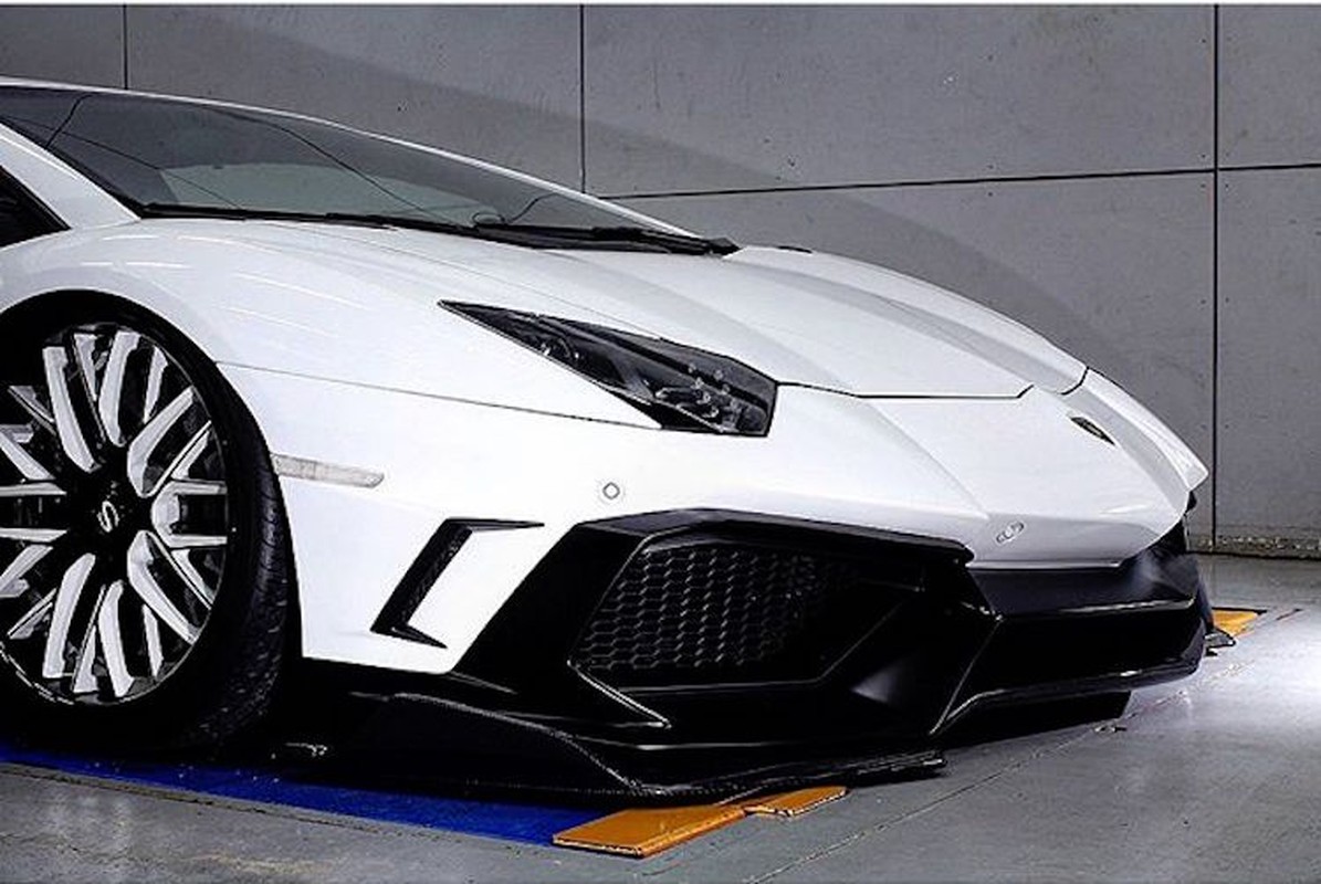 Sieu xe Lamborghini Aventador do bodykit “sieu khung”-Hinh-2