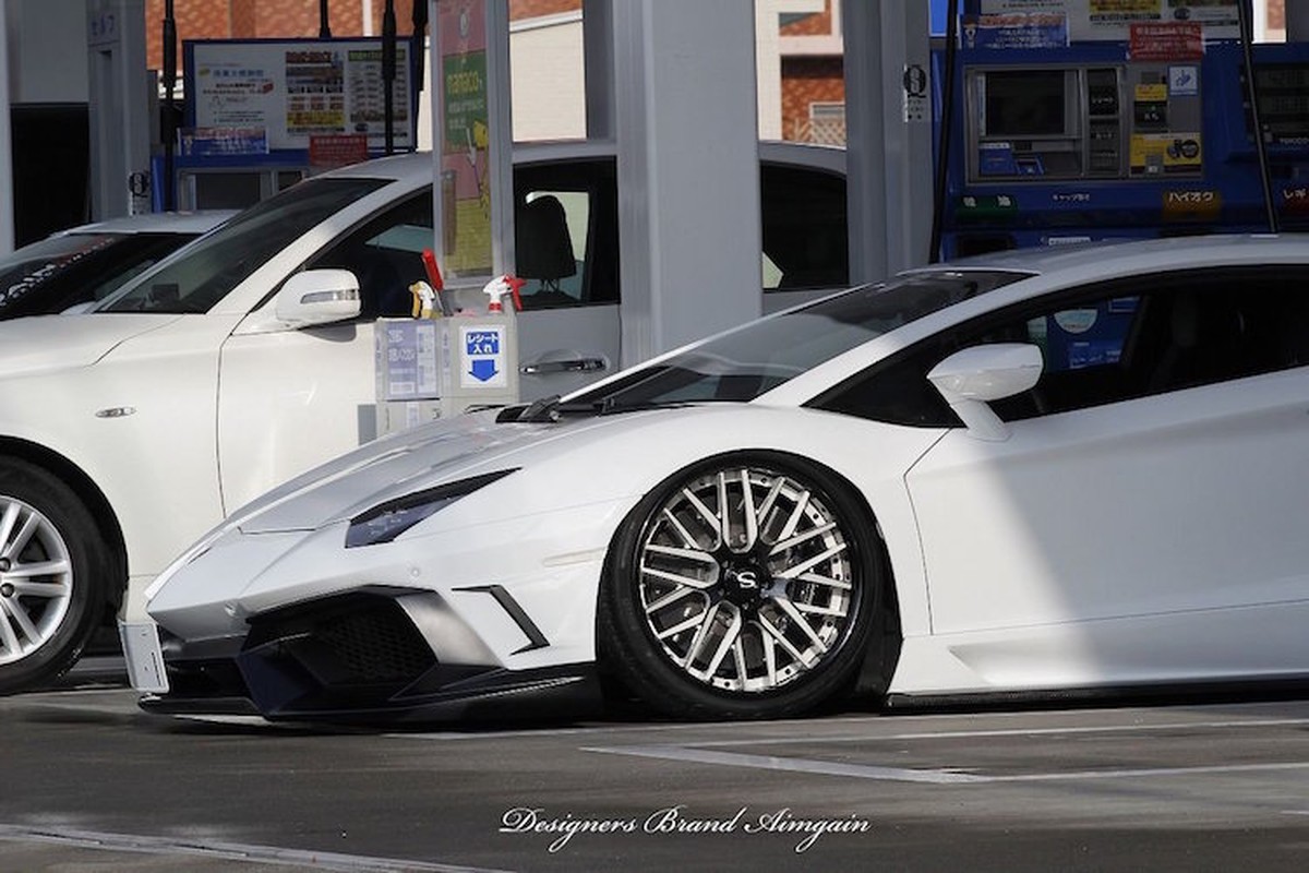 Sieu xe Lamborghini Aventador do bodykit “sieu khung”-Hinh-3