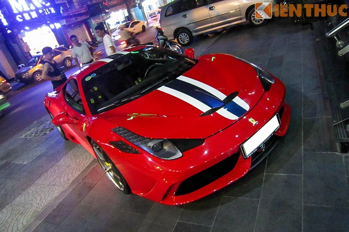 Sieu xe Ferrari F458 Speciale dau tien tren pho Viet-Hinh-3