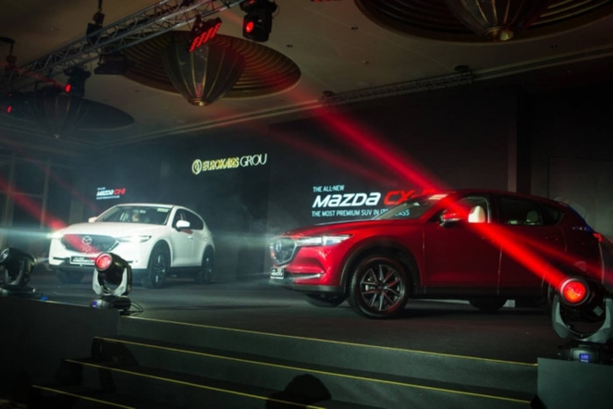 Xe oto Mazda CX-5 2017 &quot;thet gia&quot; tien ty tai Singapore-Hinh-10