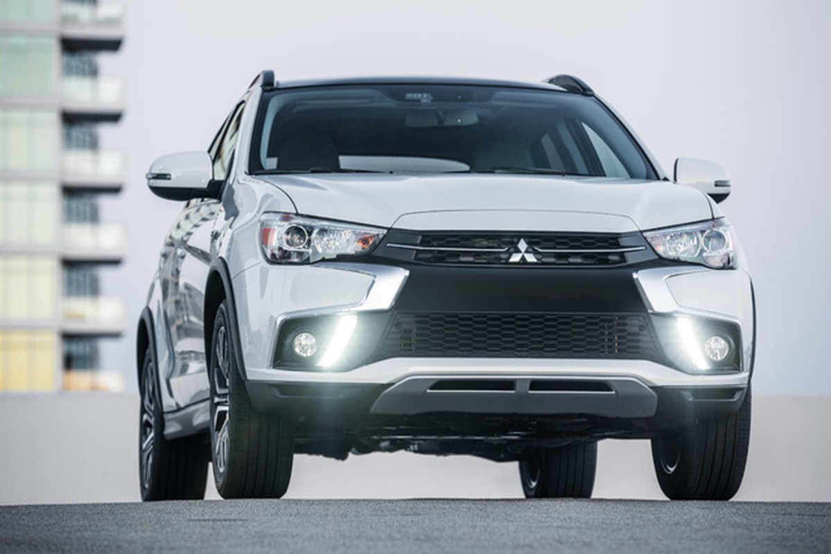 Mitsubishi Outlander Sport 2018 &quot;chot gia&quot; 568 trieu dong-Hinh-4