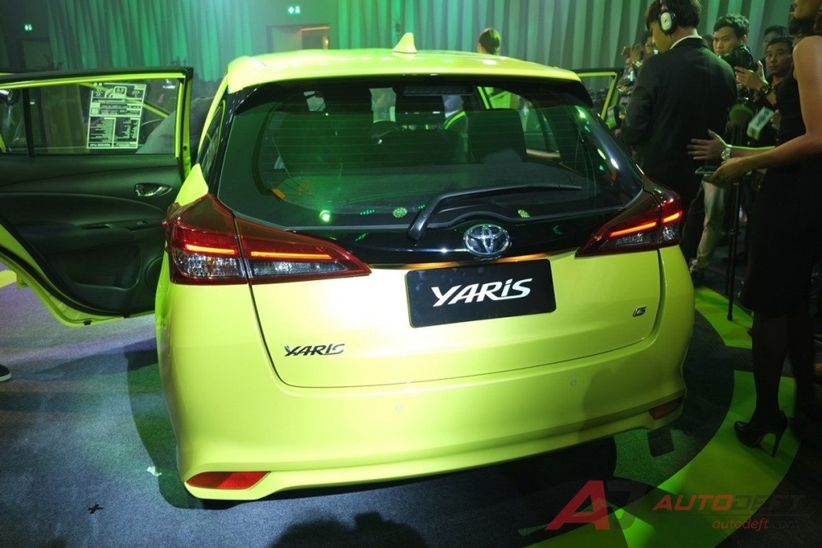 Can canh Toyota Yaris 2018 gia re chi 328 trieu dong-Hinh-5