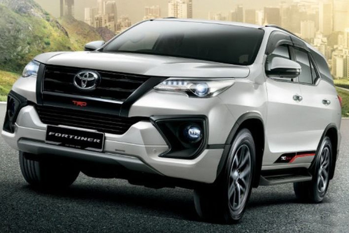 Toyota Fortuner 2018 may dau &quot;chot gia&quot; tu 995 trieu dong