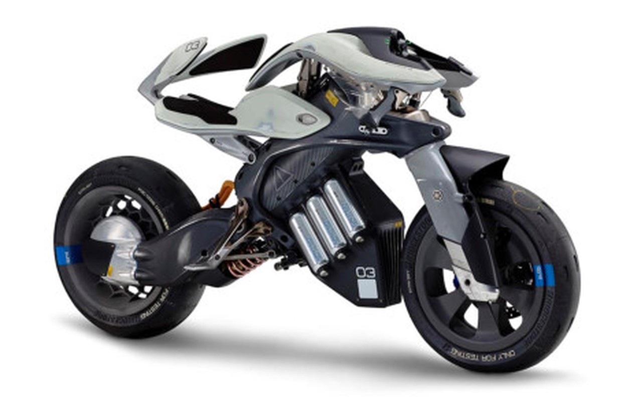 Xe moto Yamaha MOTOROiD co the nhan dien chu nhan