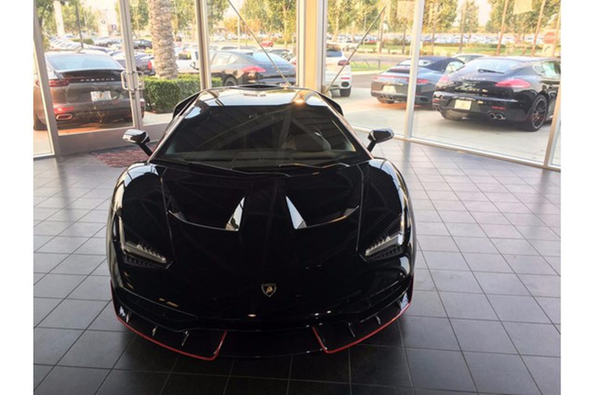 Dai gia tau sieu xe Lamborghini Centenario gia 80 ty-Hinh-12