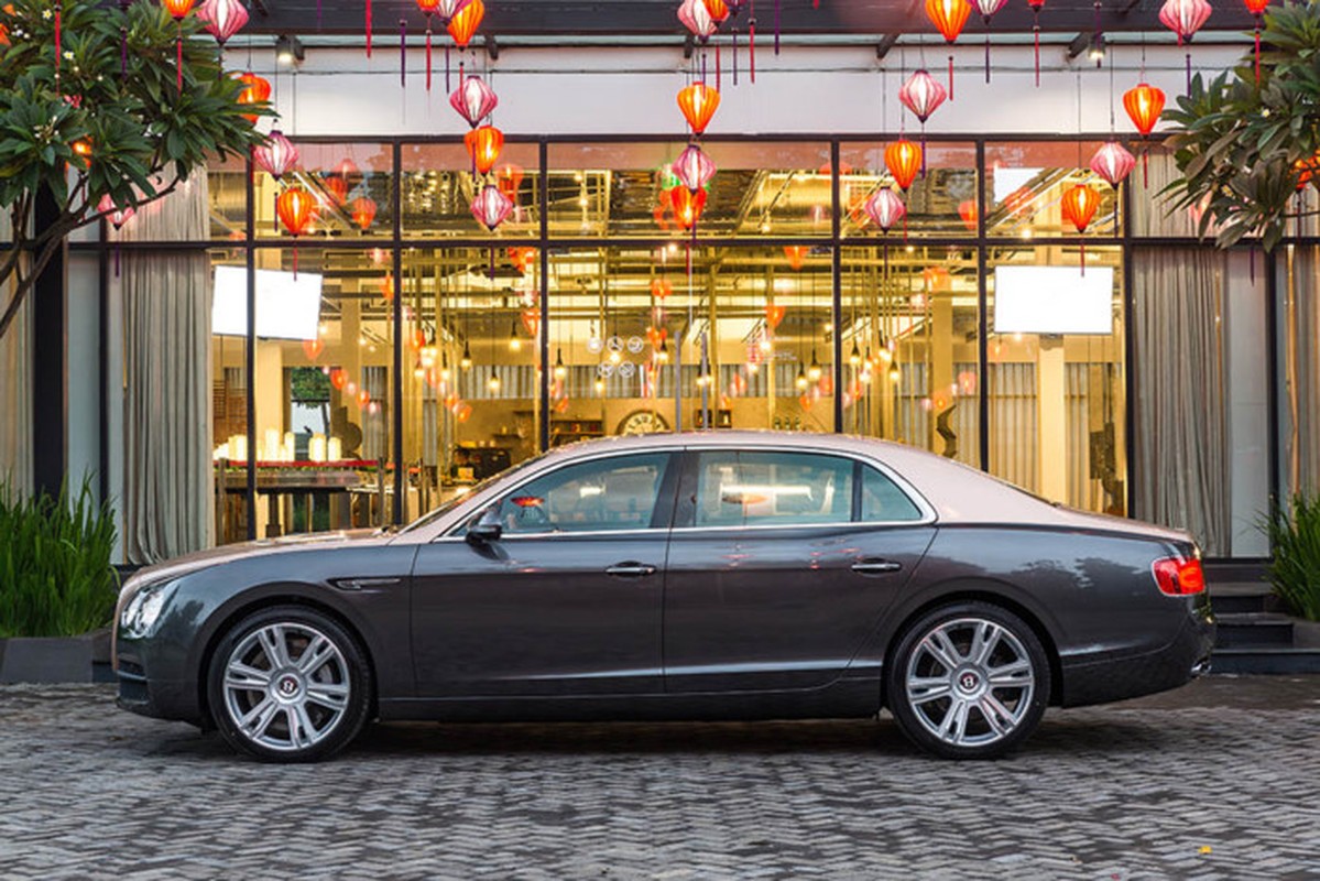 Bentley Flying Spur &quot;hang thua&quot;, tien ty ve Viet Nam-Hinh-4