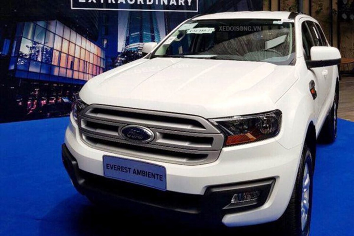 Ford Everest Ambiente &quot;chot gia&quot; 900 trieu tai Viet Nam-Hinh-9