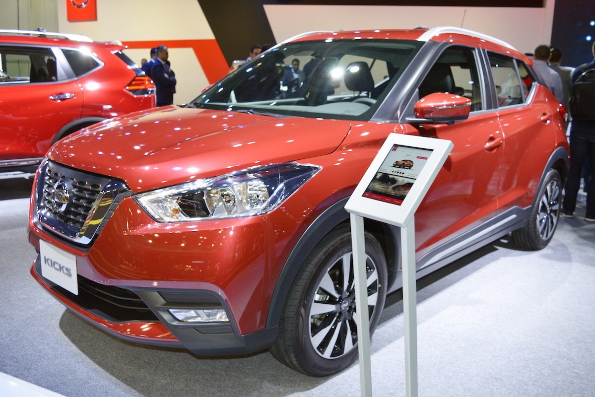 Xe oto SUV sieu re Nissan Kicks gia chi 364 trieu dong-Hinh-2