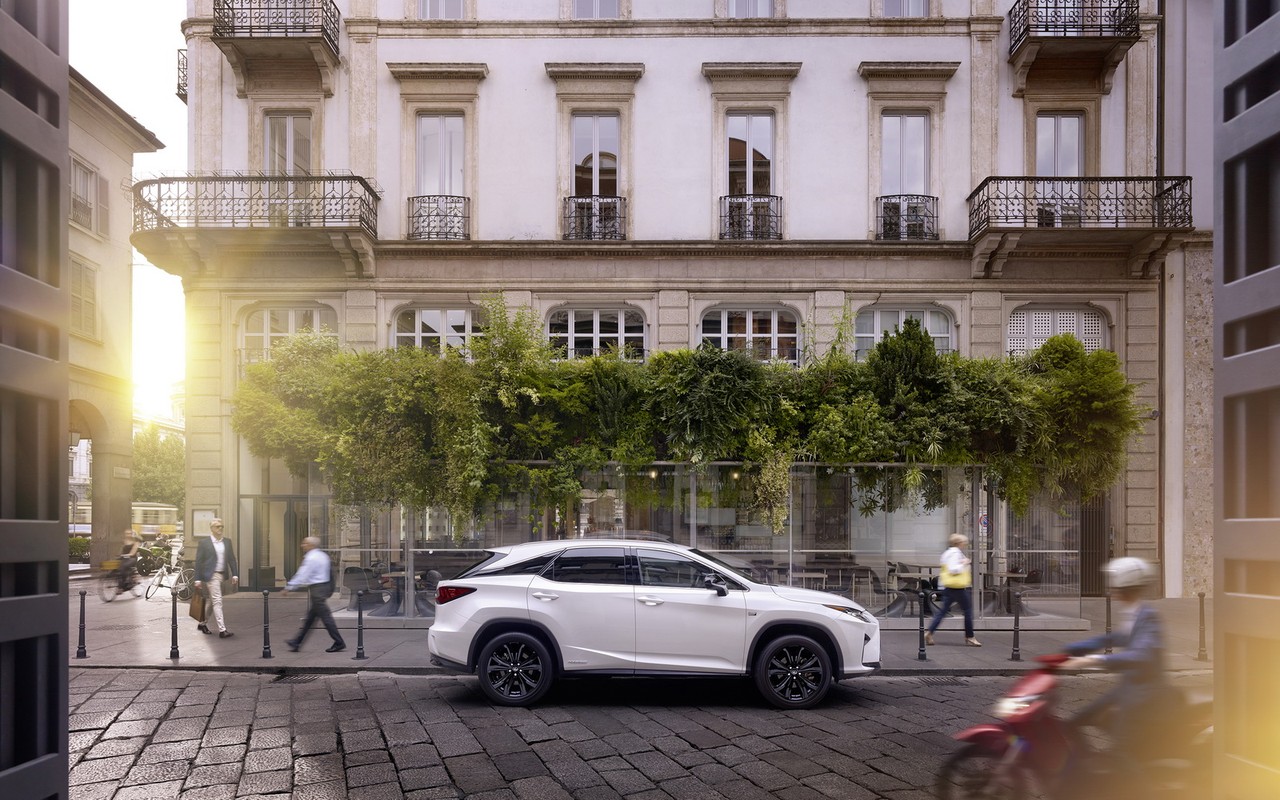 Chi tiet xe sang Lexus RX phien ban sport moi-Hinh-3