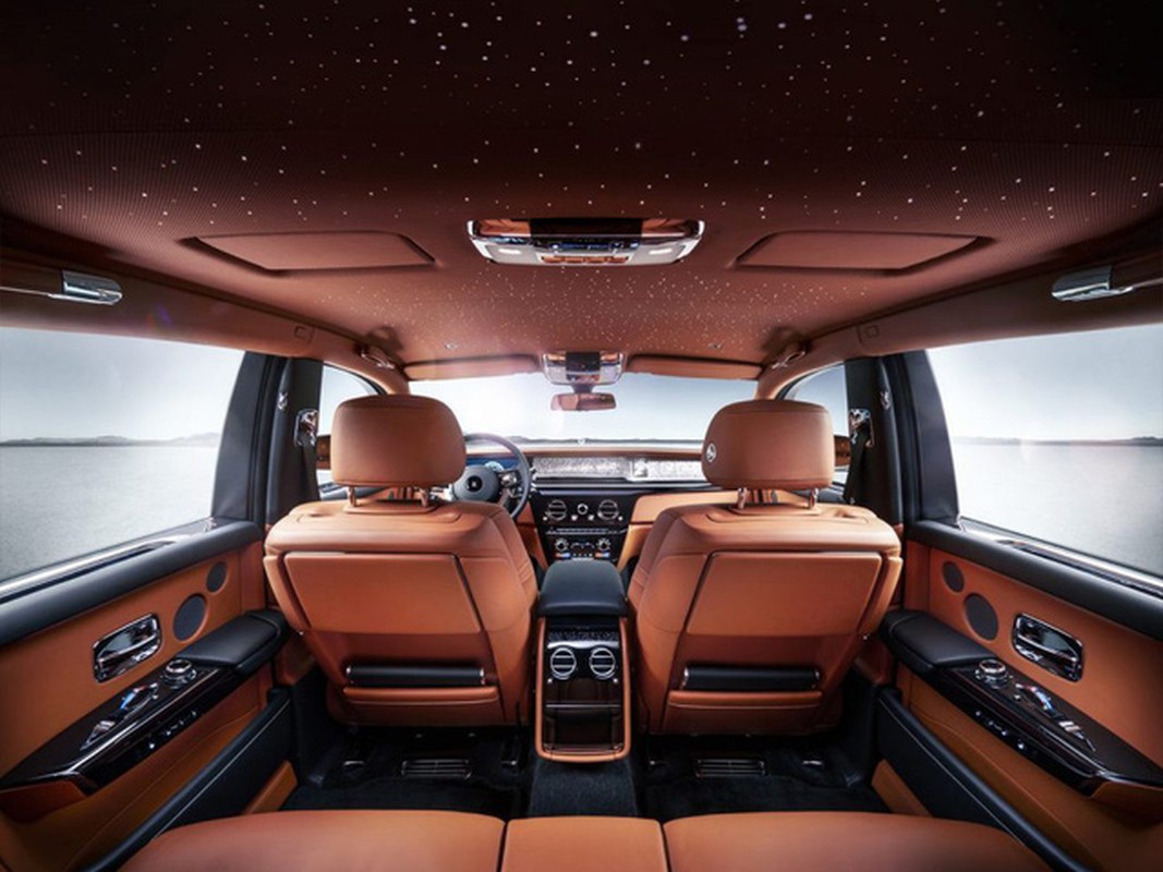 Dai gia Viet Nam dat hang sieu sang Rolls-Royce Phantom 2018-Hinh-8