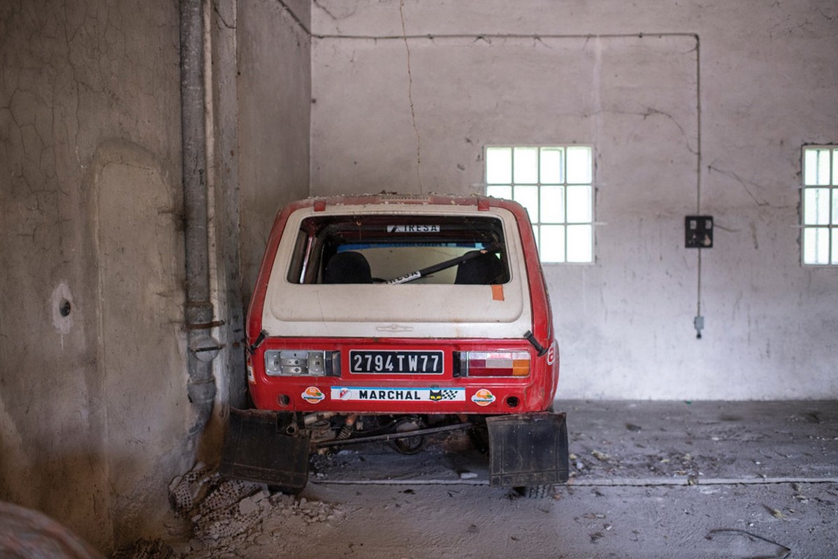 Xe oto Nga, Lada Niva 1981 gi set gia 2,3 ty dong-Hinh-6