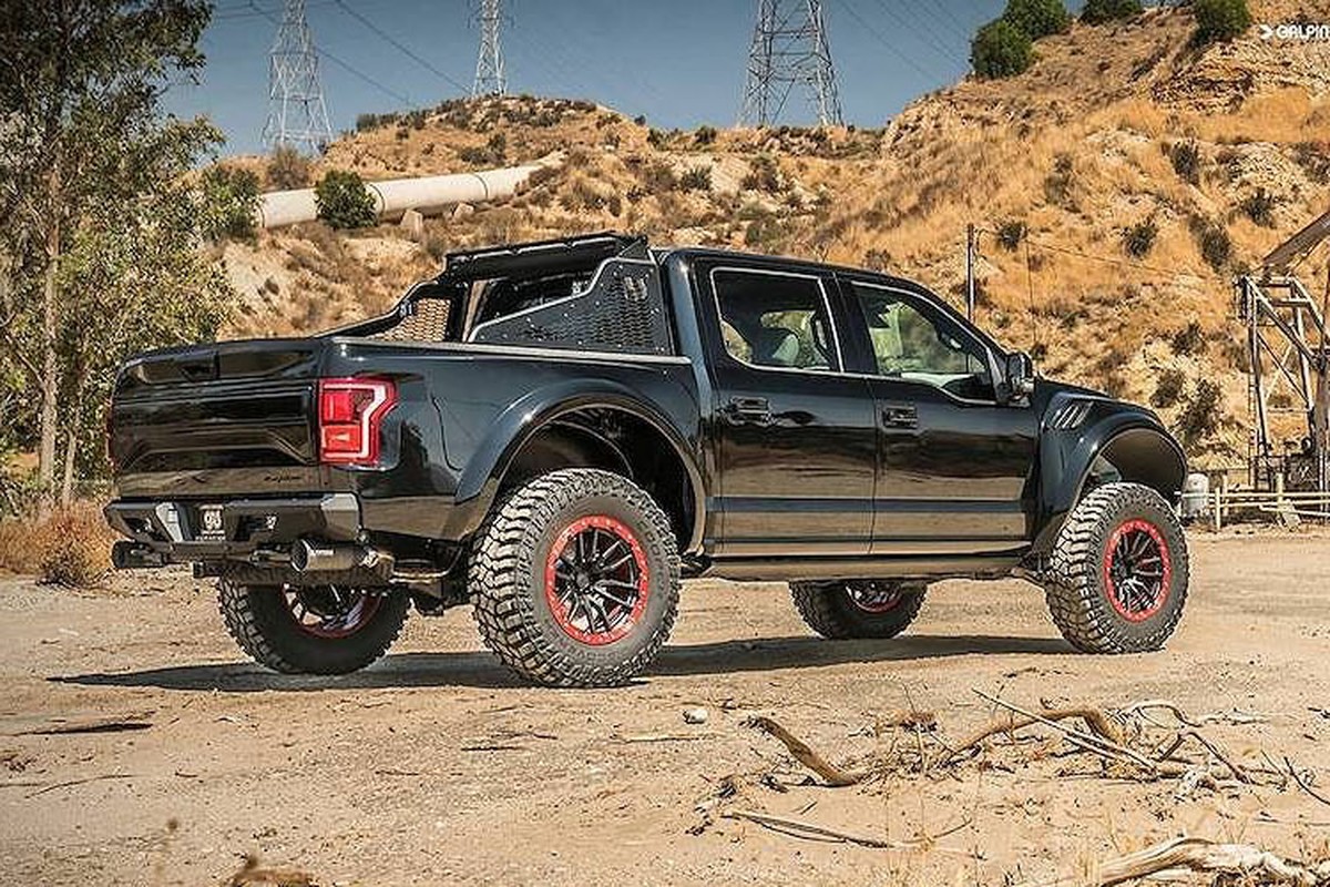 Sieu ban tai Ford F-150 Raptor do khung 