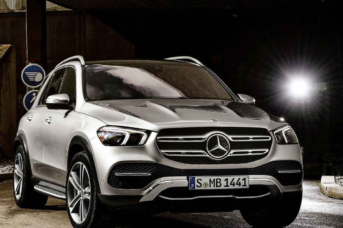 Chi tiet Mercedes-Benz GLE SUV the he hoan toan moi