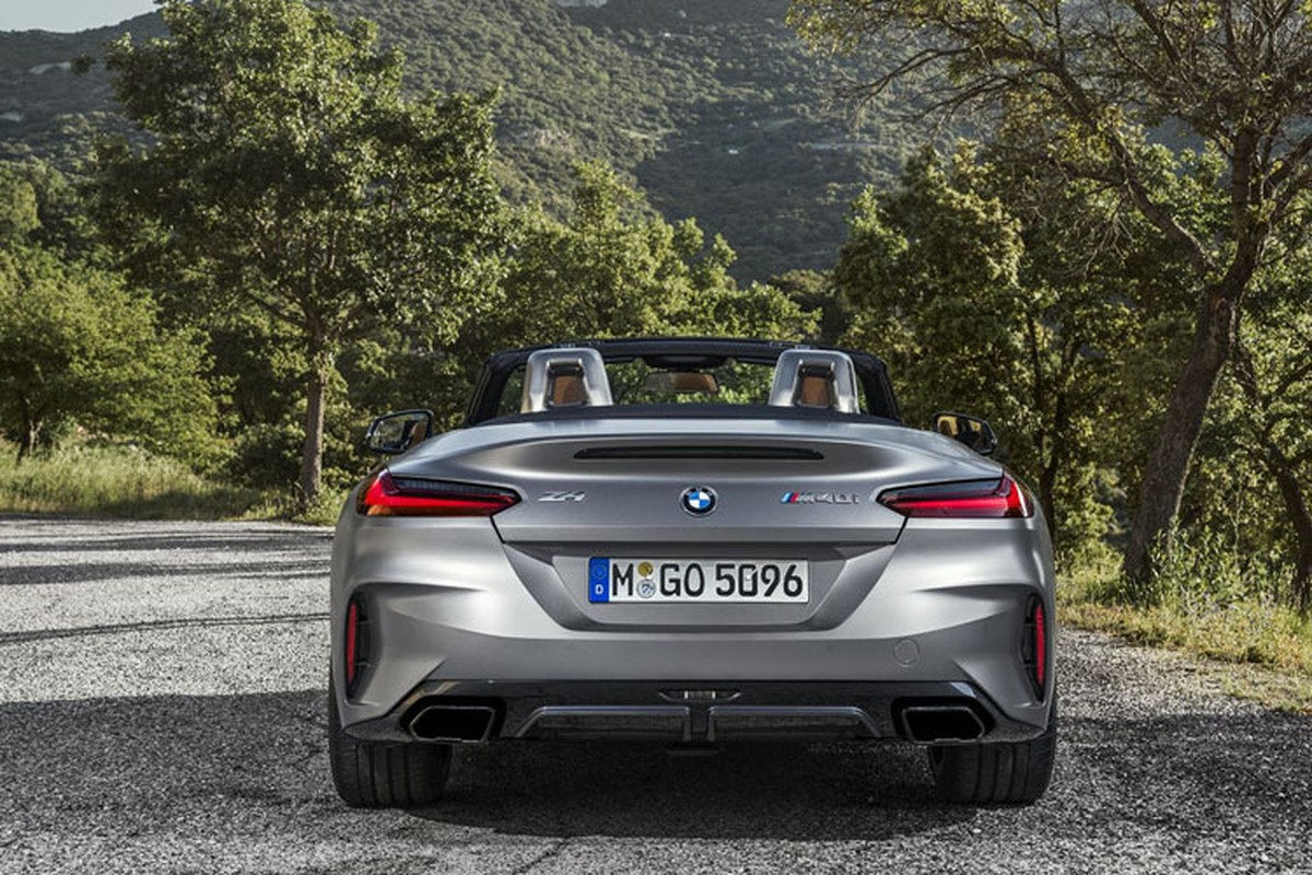 Soi chi tiet cac bien the cua BMW Z4 Roadster 2019-Hinh-6