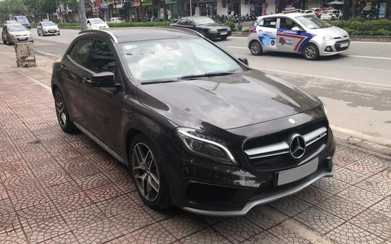 Xe sang Mercedes-AMG GLA 45 gia 1,68 ty o Ha Noi-Hinh-2