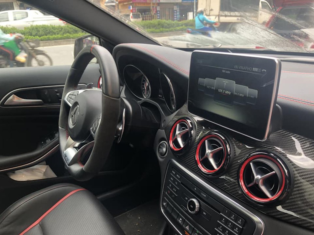 Xe sang Mercedes-AMG GLA 45 gia 1,68 ty o Ha Noi-Hinh-5