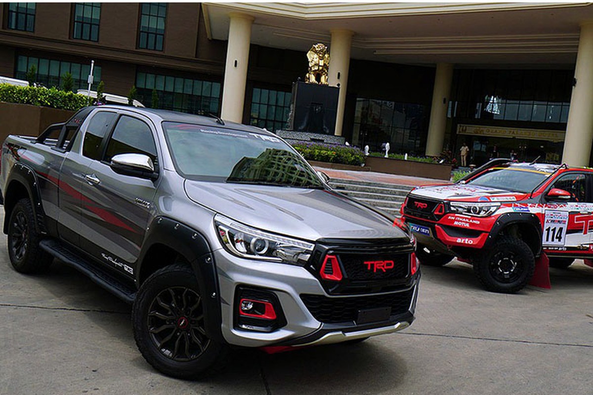 Toyota Hilux 2019 do TRD Black Rally Edition chinh hang-Hinh-3