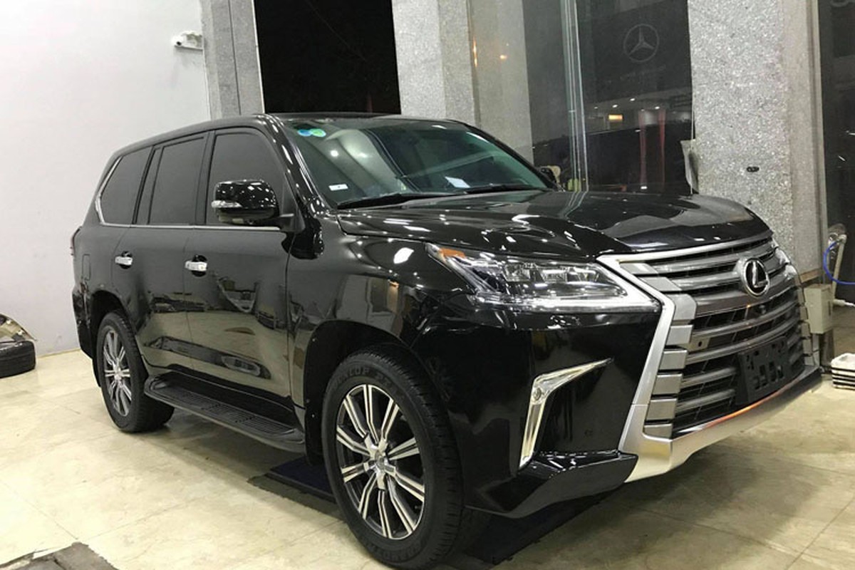 Dan choi Nghe An do Lexus LX570 cu thanh moi chi 450 trieu