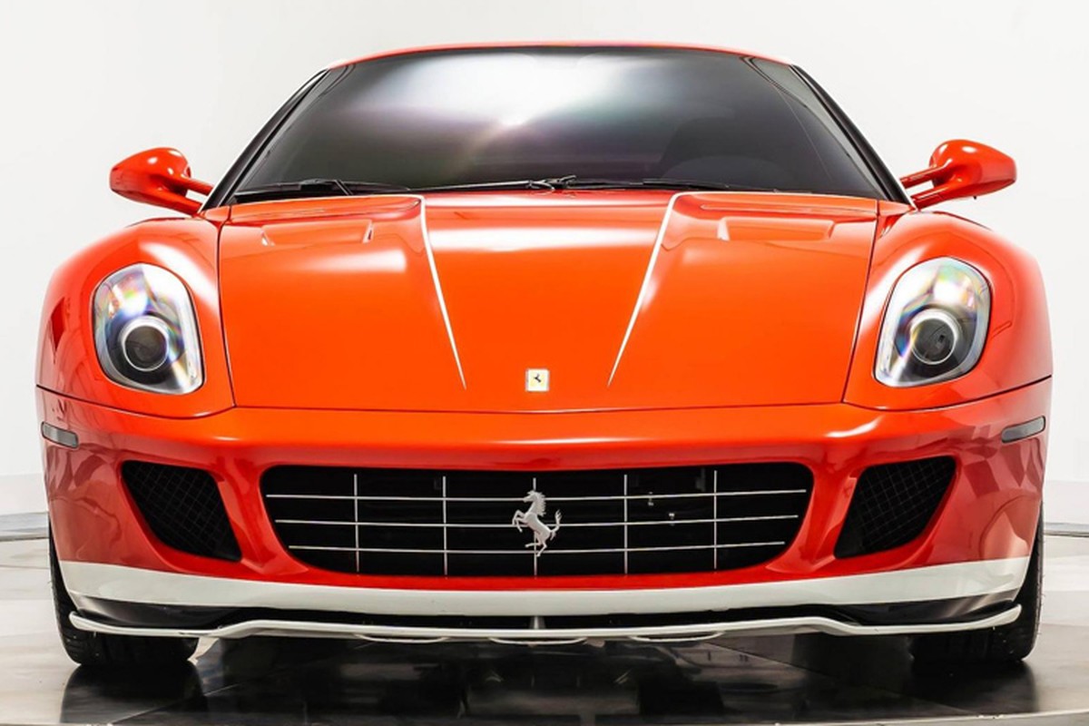 “Sieu ngua” Ferrari 599 GTB HGTE 60F1 dung chan ban 14,57 ty