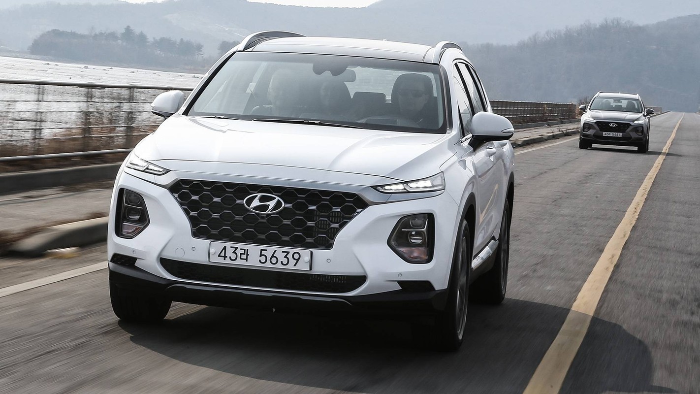 Hyundai SantaFe 2019 tai Viet Nam bi cat bo nhung gi?-Hinh-8