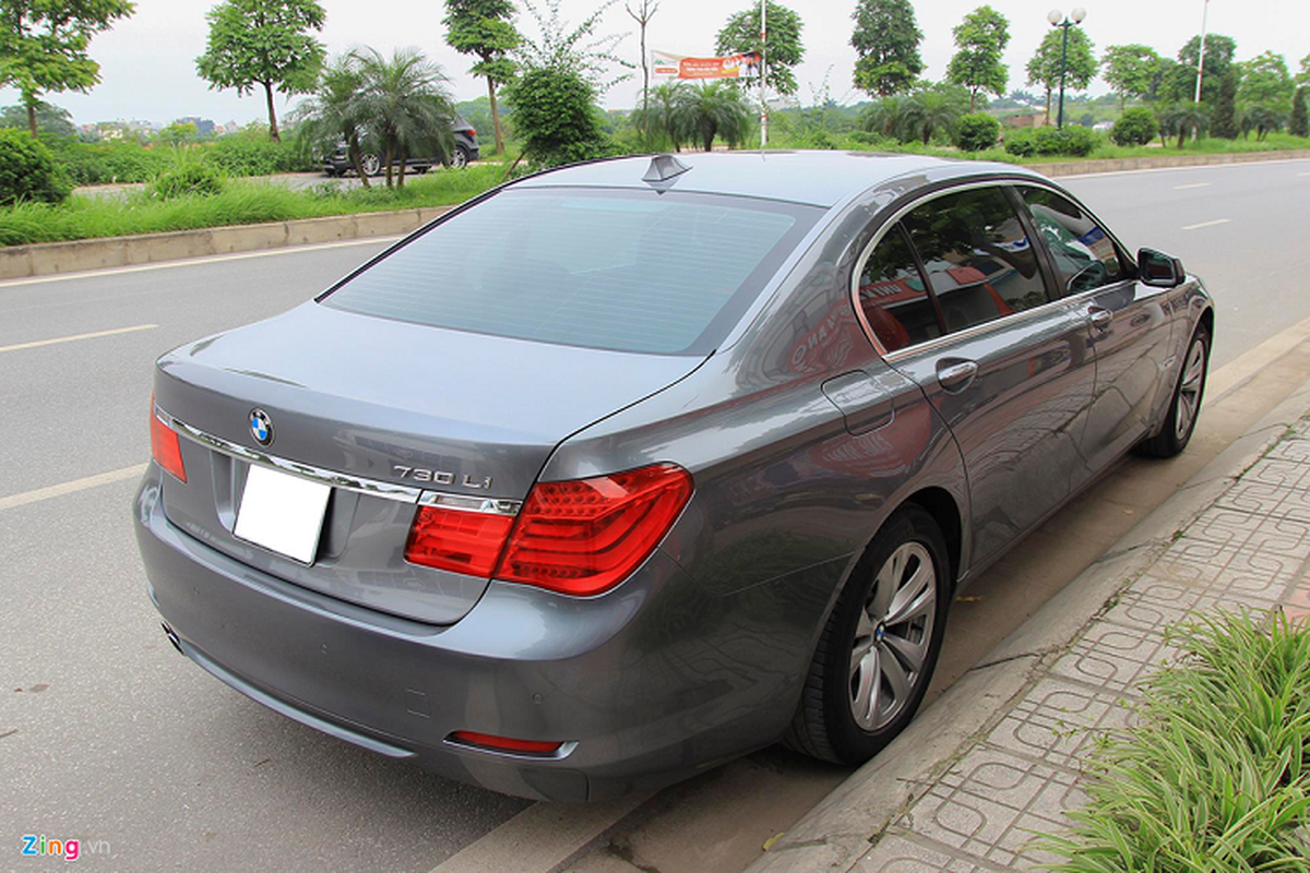 Can canh xe sang BMW 730 Li chua den 1 ty dong-Hinh-2