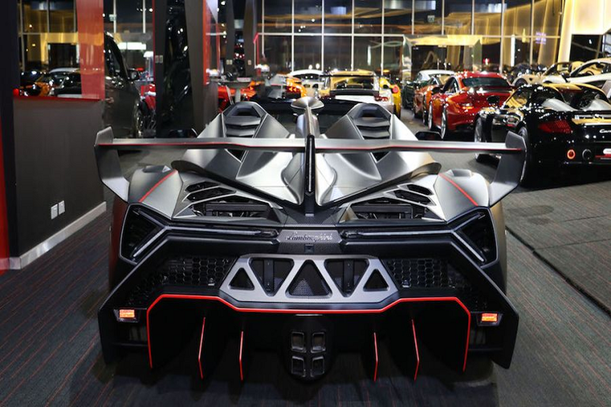Chi tiet sieu xe trieu do - Lamborghini Veneno Roadster Carbon-Hinh-3