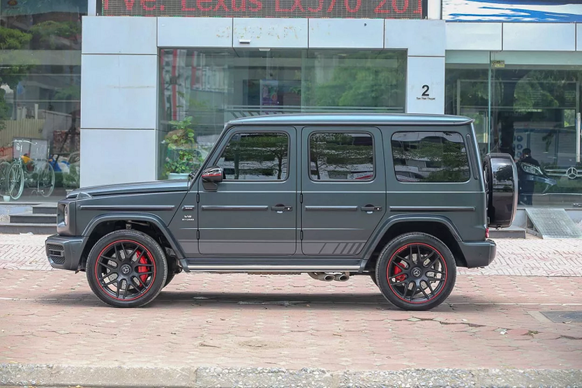 “Soi” Mercedes-AMG G63 hon 12 ty dong tai Viet Nam-Hinh-2