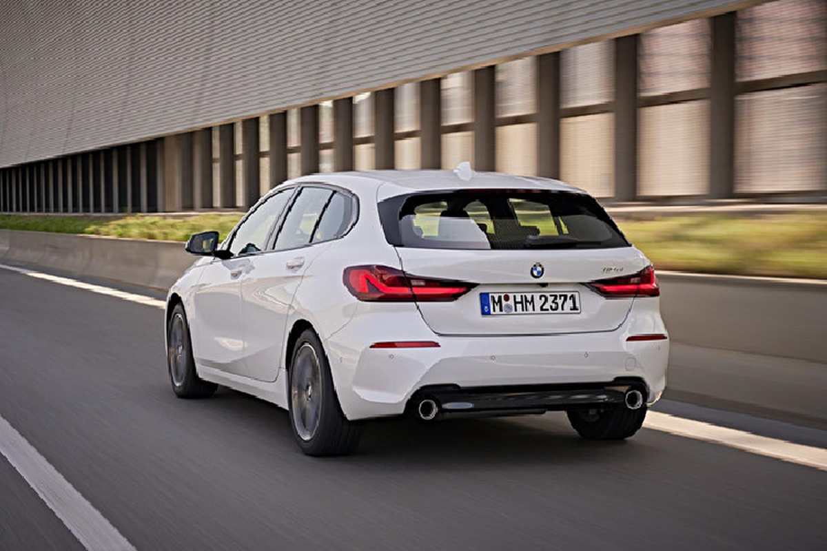 BMW 1-Series 2020 trinh lang, “dau” Mercedes-Benz A-Class-Hinh-10