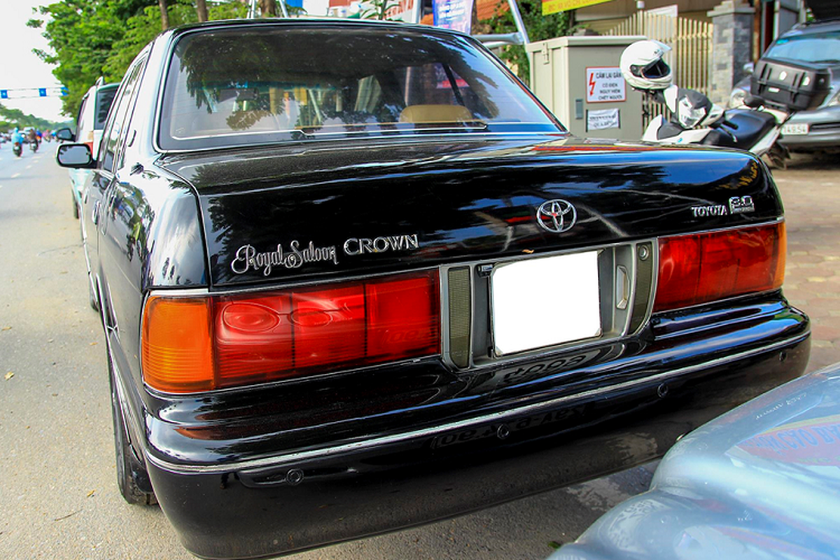 Toyota Crown - xe dành cho cốp một thời tại Việt Nam