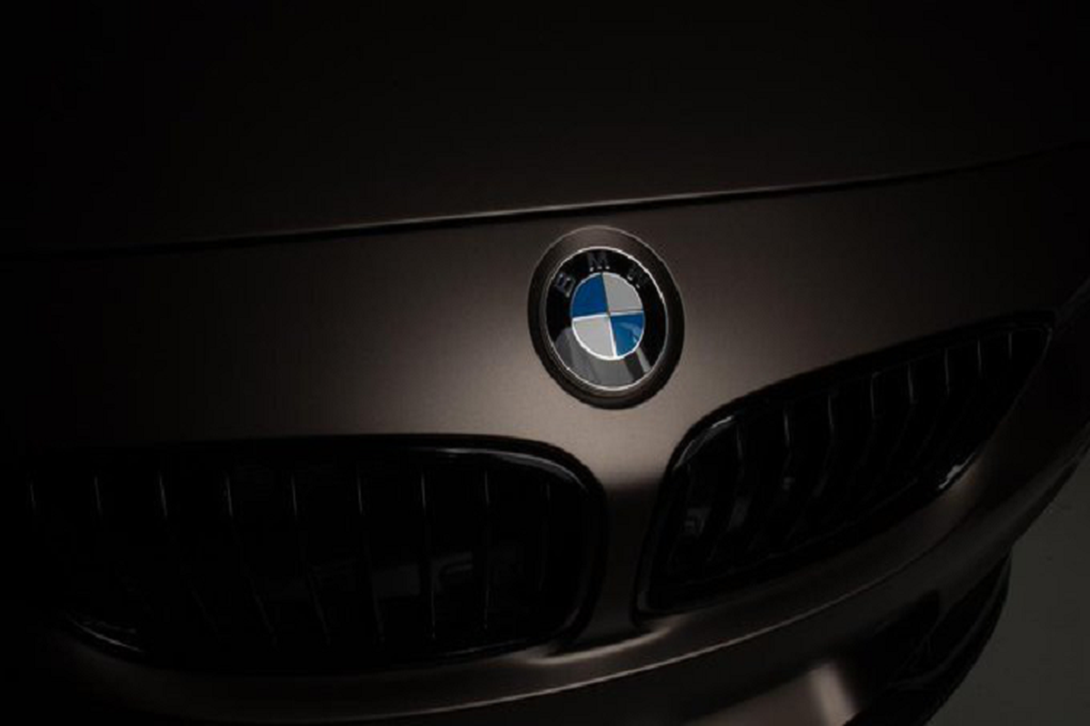 Logo xe BMW khong phai canh quat nhu moi nguoi nghi-Hinh-3