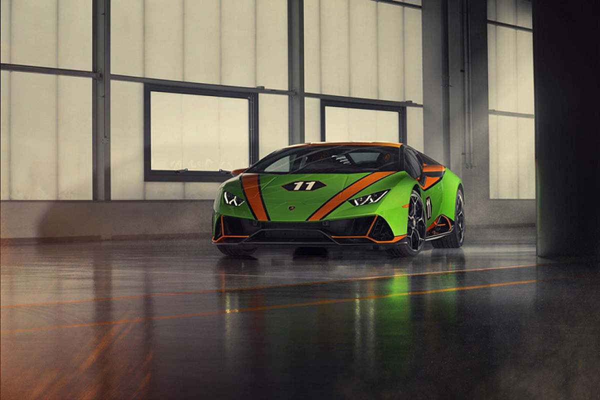 Lamborghini ra mat Aventador va Huracan phien ban 