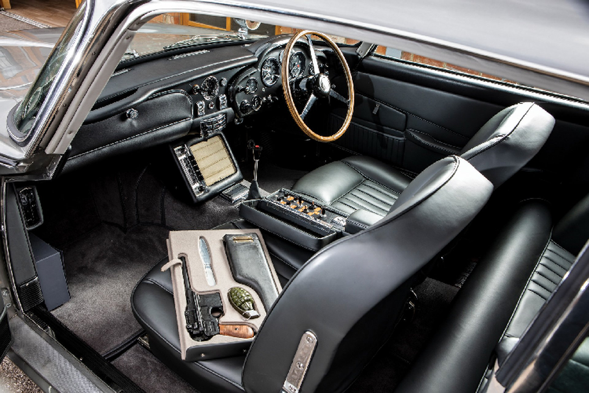 Aston Martin DB5 dat nhat cua James Bond da co chu-Hinh-4