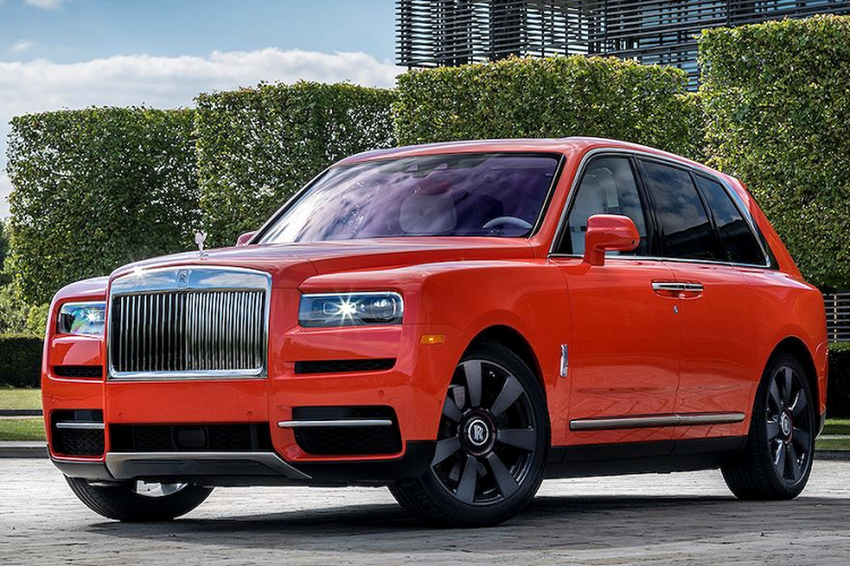 Dai gia so huu 11 xe Rolls-Royce, “thua rieng” Cullinan mau doc