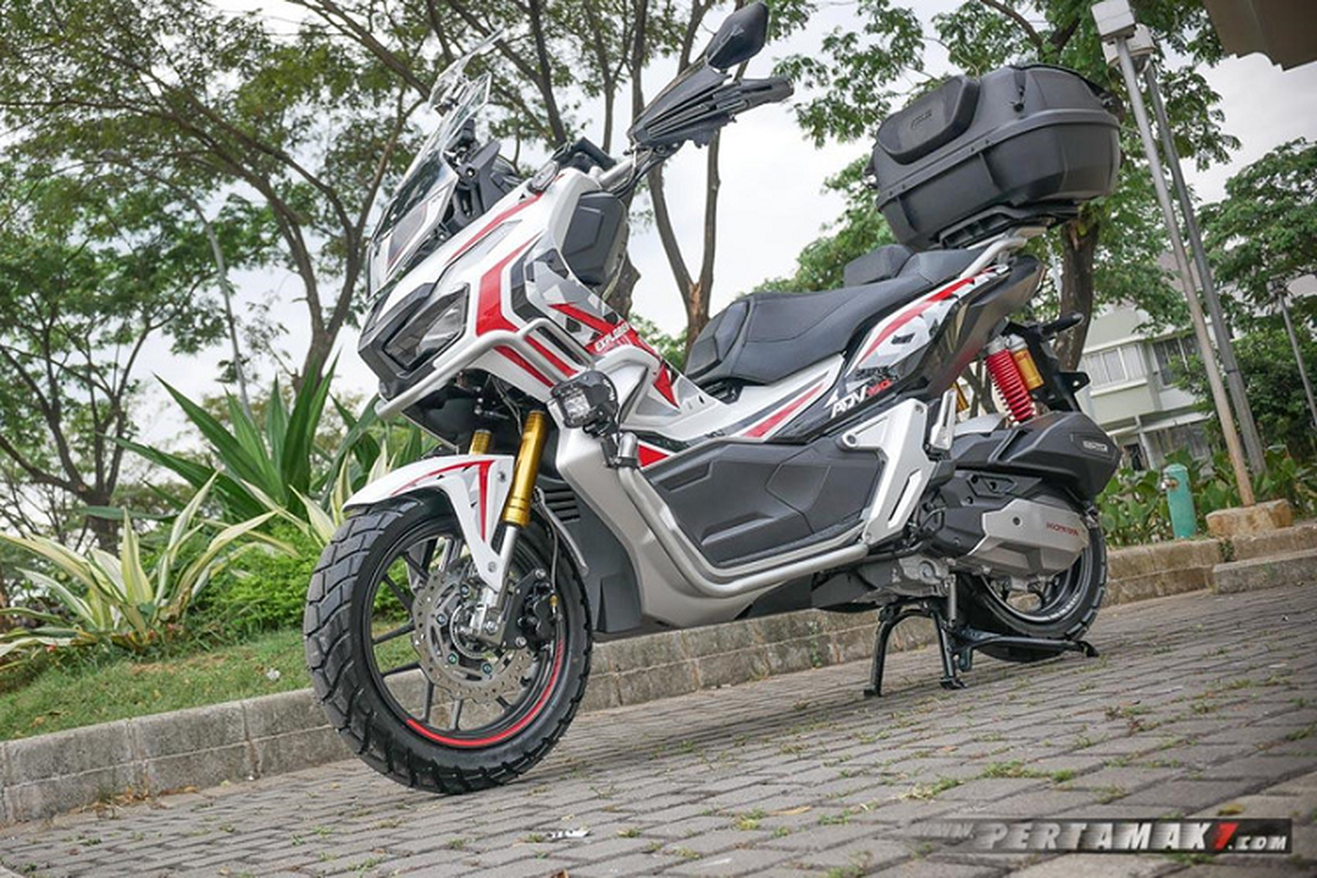 Xe ga dia hinh Honda ADV 150 do phong cach Touring-Hinh-6