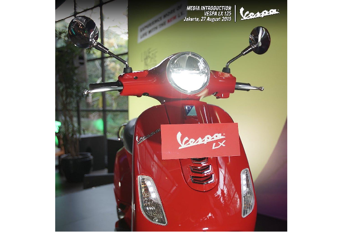 Chi tiet xe ga Vespa LX 125 iGet 2019 tu 58,2 trieu dong-Hinh-2