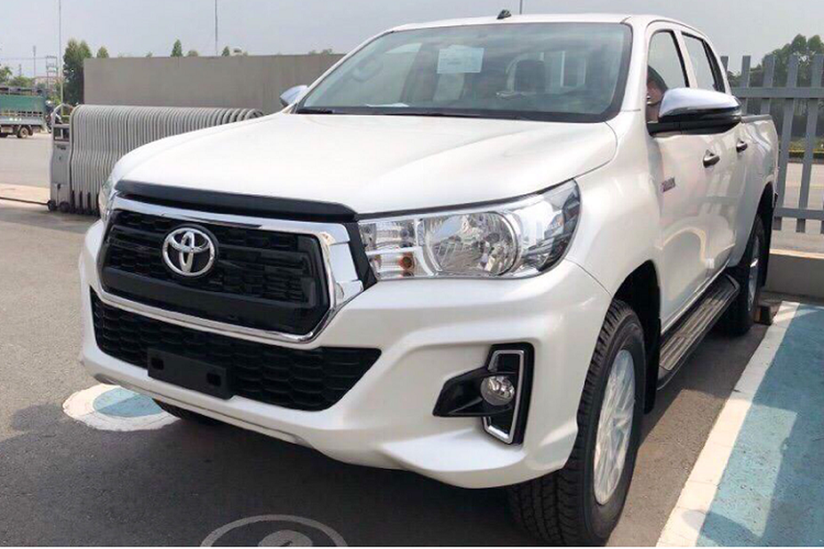 Toyota Hilux giam gia 30 trieu, them phien ban 1 cau-Hinh-3