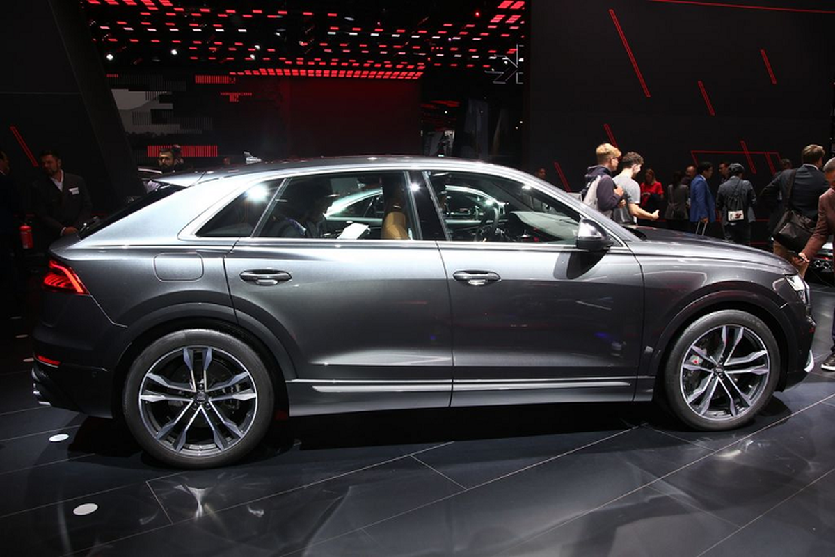 Audi ra mat SQ8 2020 dong co Diesel V8 tang ap kep-Hinh-2