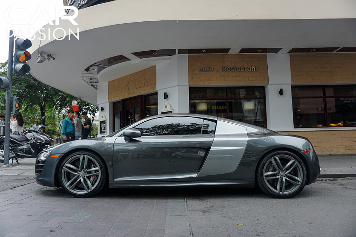 Chi tiet sieu xe Audi R8 V10 so san doc nhat Viet Nam-Hinh-3