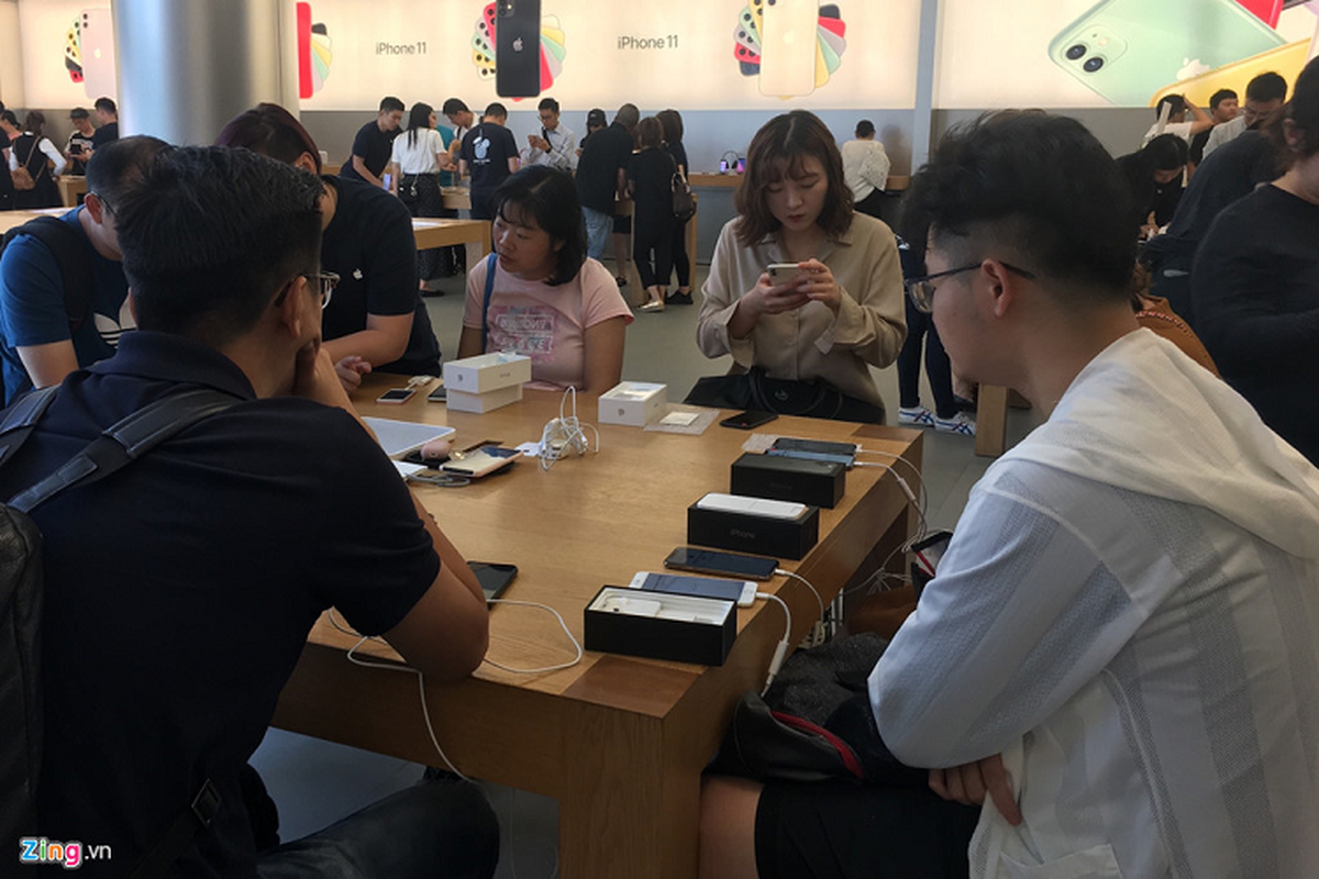 Apple Store dep nhat chau A qua tai trong ngay ban iPhone 11-Hinh-8