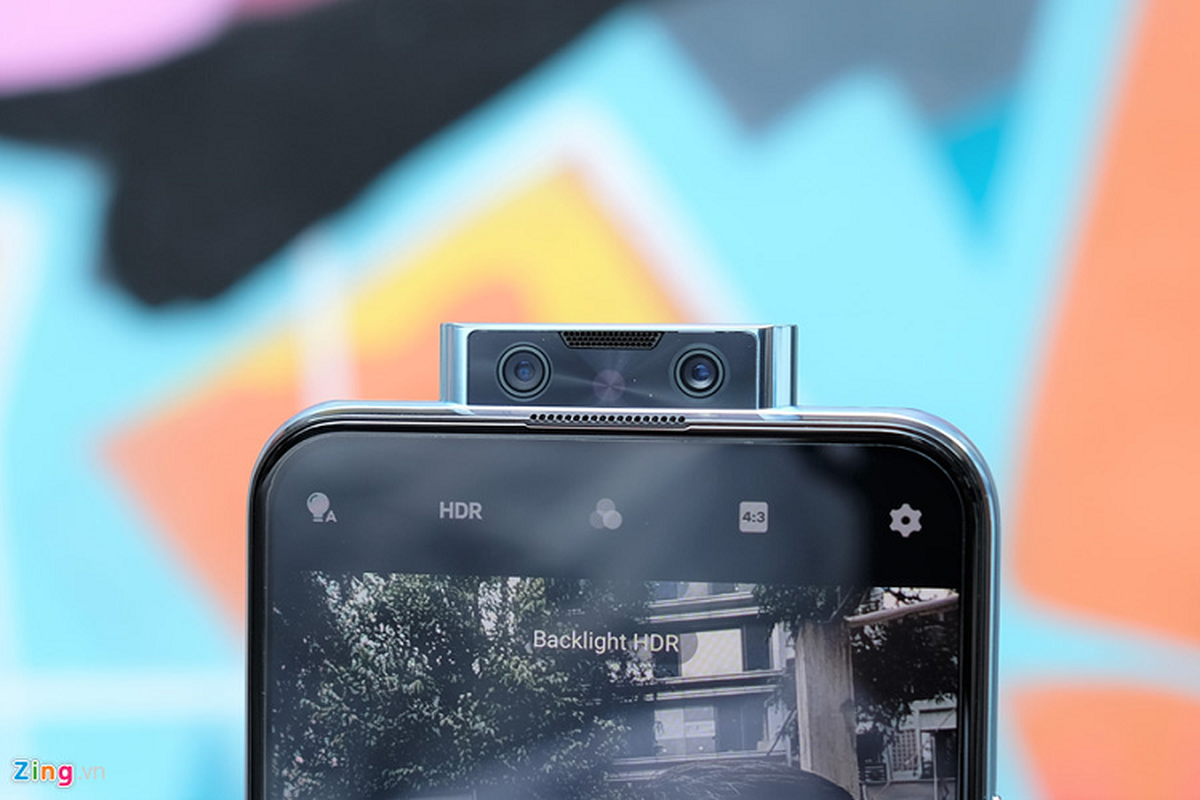 Vivo V17 Pro ra mat - camera selfie kep truot, gia 10 trieu dong-Hinh-2