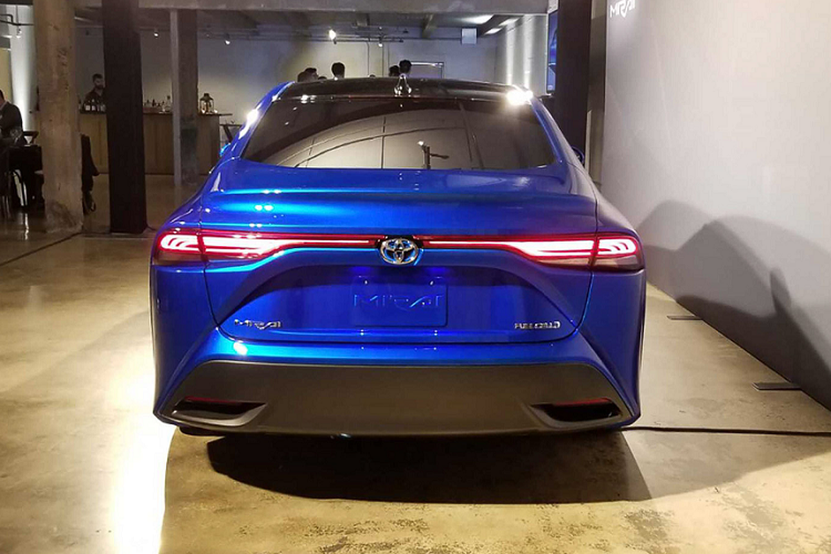 Chi tiet xe oto dien Toyota Mirai 2020 hoan toan moi-Hinh-8