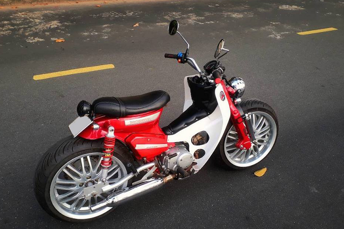 Honda Super Cub do banh oto 