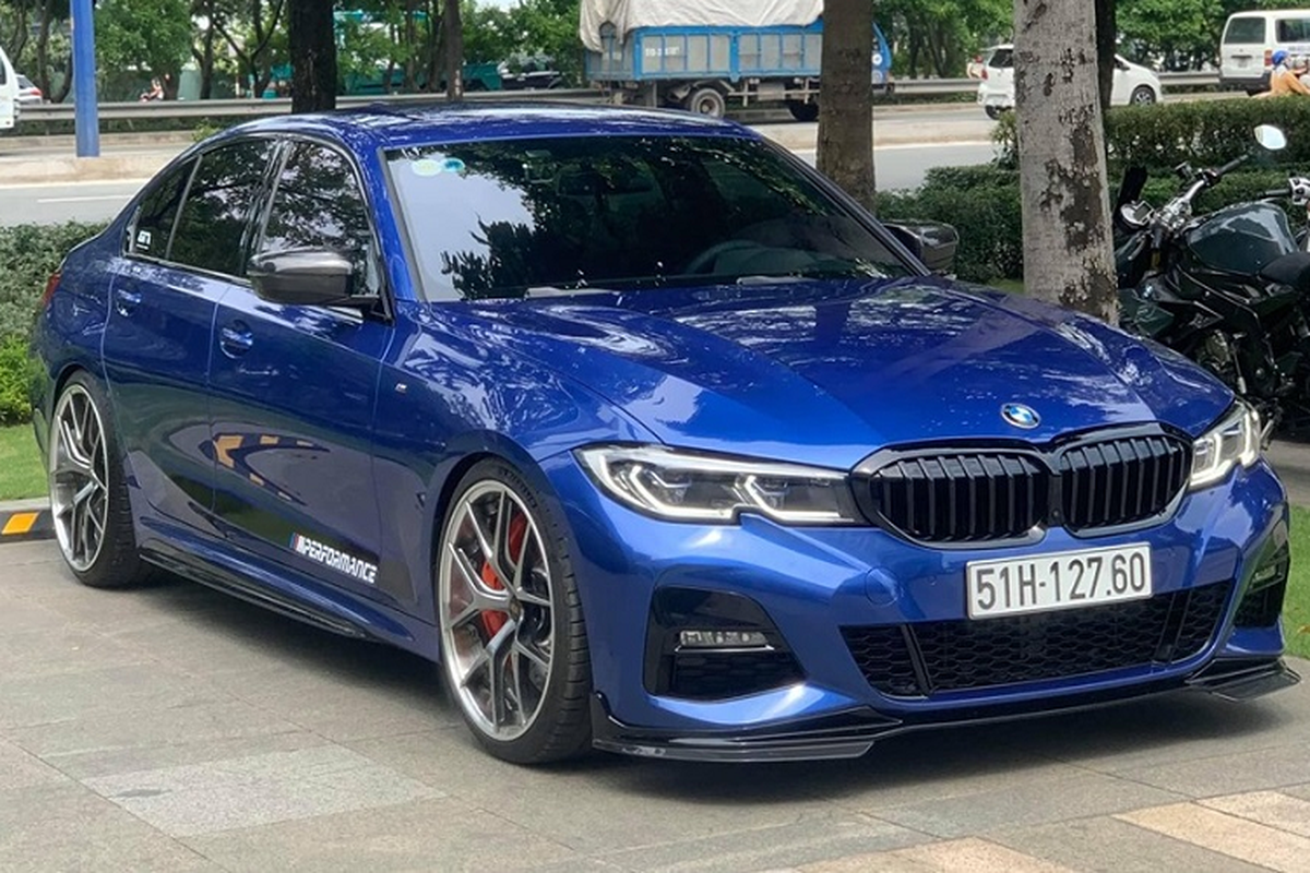 Can canh BMW 330i 2019 do khung dau tien o Viet Nam