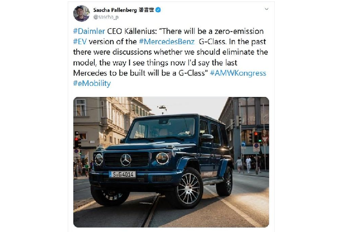 Mercedes-Benz se dien hoa 