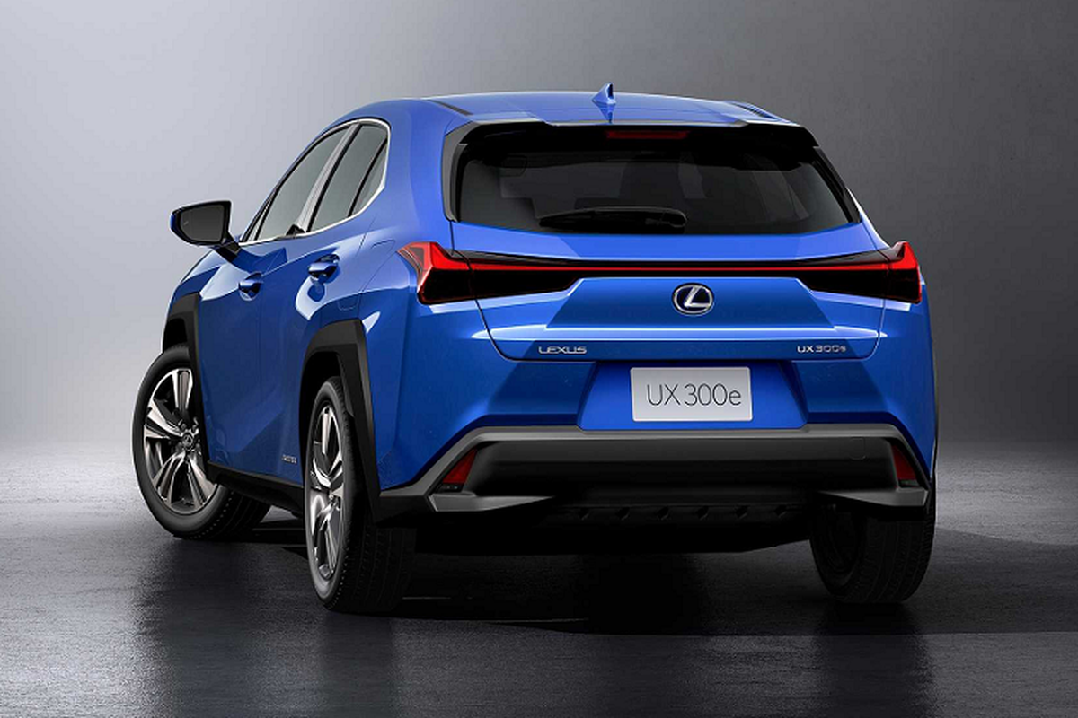 Xe dien Lexus UX 300e 2020 moi chay 400km/1 lan sac-Hinh-9