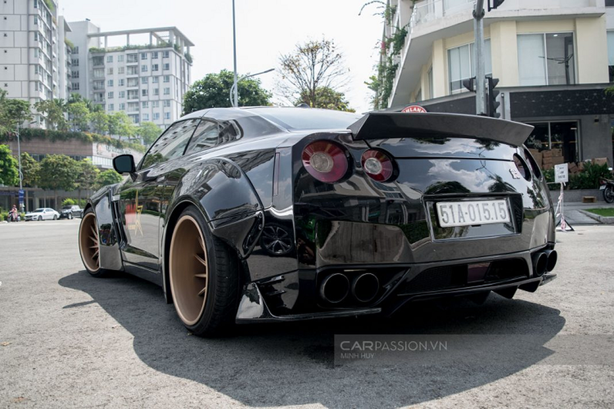 Chi tiet Nissan GT-R R35 do Wide body doc nhat Viet Nam-Hinh-11