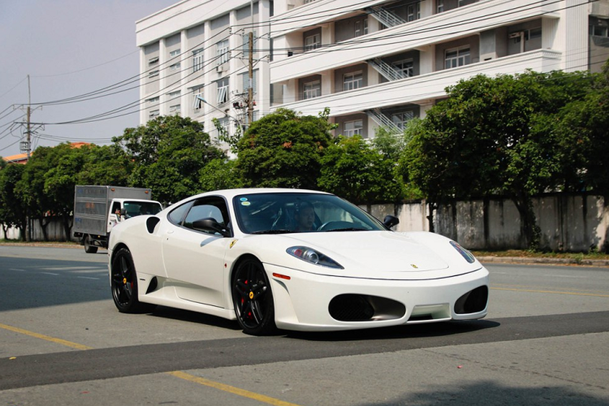 Ferrari F430 cua ong Dang Le Nguyen Vu do ong xa dat tien-Hinh-2