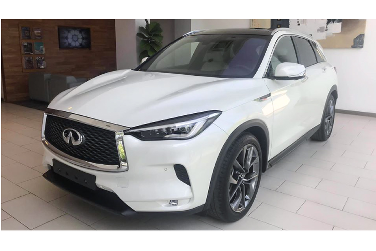 Can canh Infiniti QX50 hon 2,4 ty dong tai Viet Nam